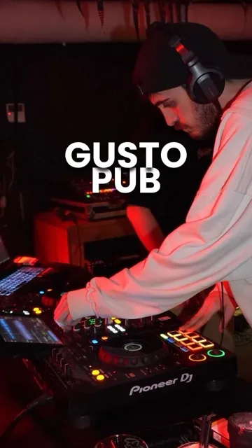 Gusto Pub